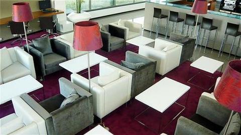 фото отеля Holiday Inn Express Lisbon Airport