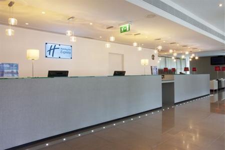 фото отеля Holiday Inn Express Lisbon Airport