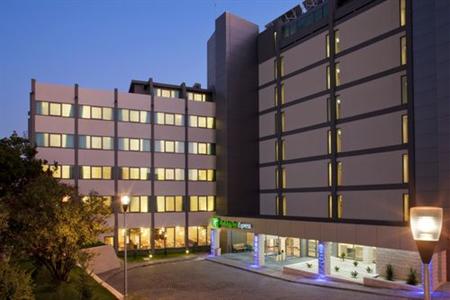 фото отеля Holiday Inn Express Lisbon Airport