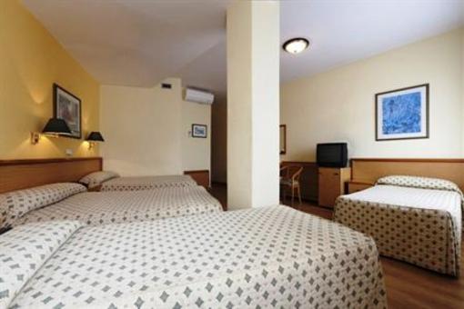 фото отеля Hotel Riazor A Coruna