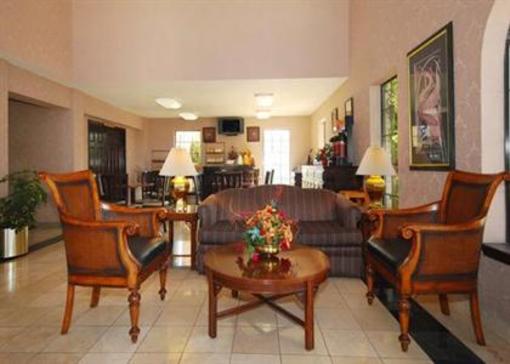 фото отеля Comfort Inn & Suites Airport