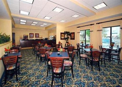 фото отеля Comfort Inn & Suites Airport