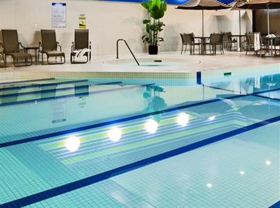 фото отеля Crowne Plaza Minneapolis West
