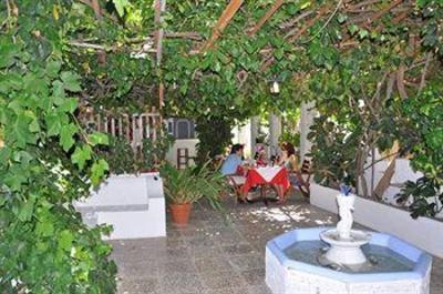 фото отеля Semiramis Hotel Milos