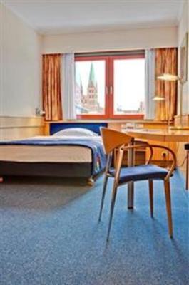 фото отеля Park Inn by Radisson Lubeck Hotel