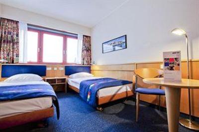 фото отеля Park Inn by Radisson Lubeck Hotel