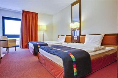 фото отеля Park Inn by Radisson Lubeck Hotel
