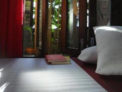 фото отеля Nguyen Shack - Saigon Homestay