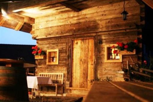 фото отеля Bezaubernder Lust Troadkasten Urlaub fur Zwei Gasthof
