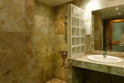 фото отеля New Hotel Bompard