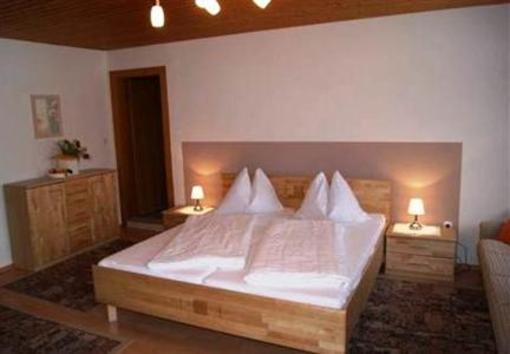 фото отеля Pension Kreuzinger