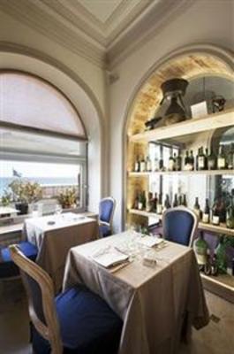 фото отеля Hotel Parigi Bordighera