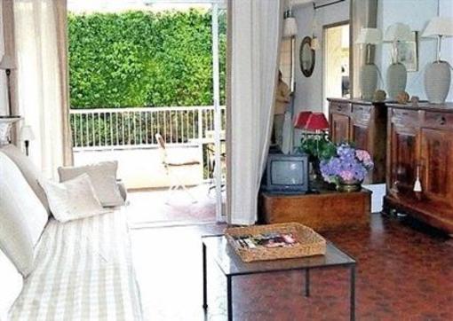 фото отеля Residence Les Patios Saint-Tropez