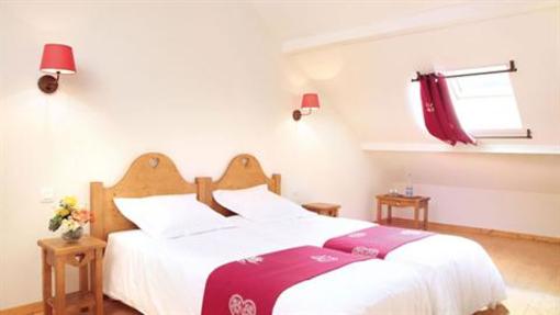 фото отеля Park & Suites Evian Les Bains Lugrin
