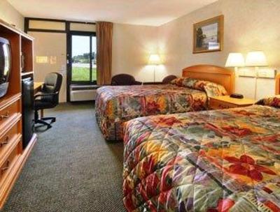 фото отеля Ramada Hotel Perryville