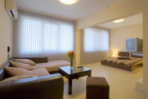 фото отеля Bohemy Apartments