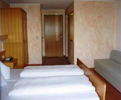 фото отеля Astoria Pension Jerzens
