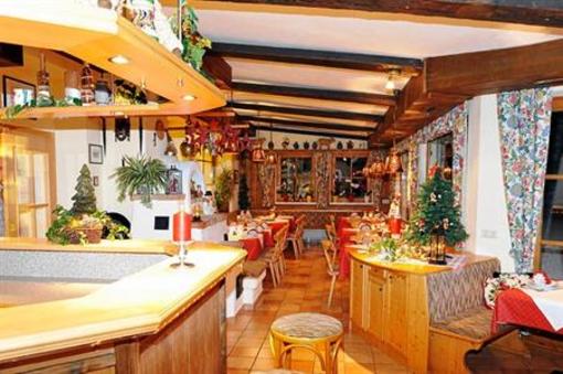 фото отеля Jugend und Familienhotel Felseralm