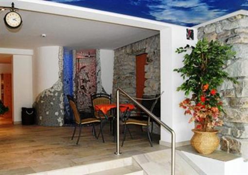 фото отеля Jugend und Familienhotel Felseralm