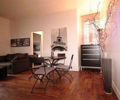фото отеля My Apartment in Paris Jonquiere