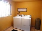 фото отеля Travelodge Inn And Suites Gardena