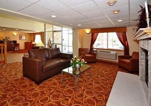фото отеля Comfort Inn & Suites Jackson (Wisconsin)