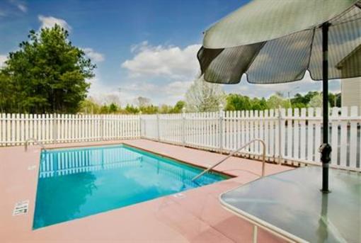 фото отеля Americas Best Value Inn Acworth