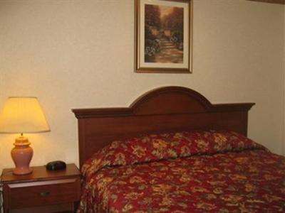 фото отеля Red Carpet Inn New Milford (Connecticut)