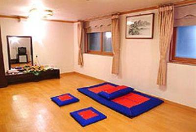 фото отеля Jeonju Tourist Hotel