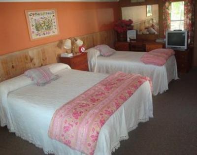 фото отеля Cozy Cottages and Otter Valley Winery