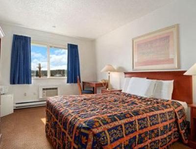 фото отеля Travelodge Port of Tacoma WA