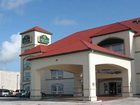 фото отеля La Quinta Inn & Suites Mercedes