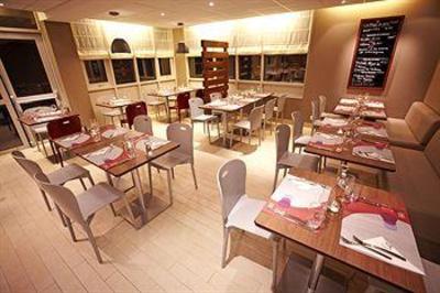 фото отеля Hotel Campanile Marne La Vallee Torcy