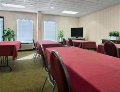 фото отеля Baymont Inn & Suites Statesboro