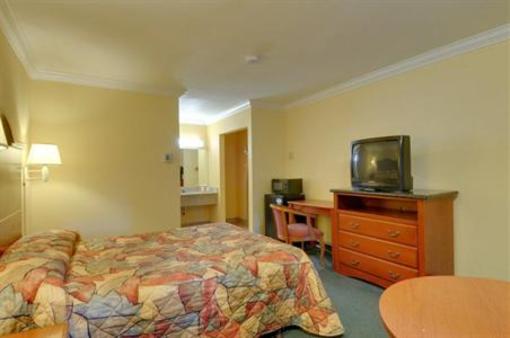 фото отеля Vagabond Inn San Jose (SJC Airport)