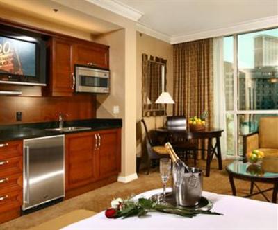 фото отеля Luxury Suites International