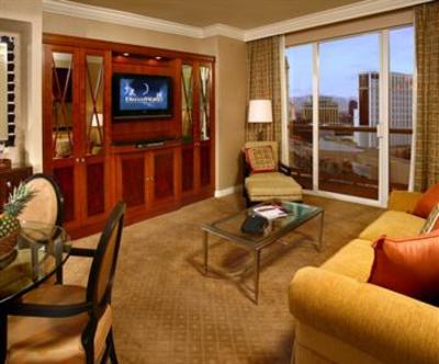 фото отеля Luxury Suites International