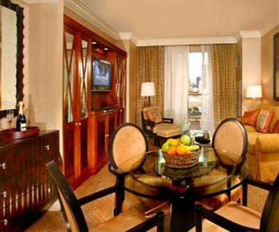 фото отеля Luxury Suites International