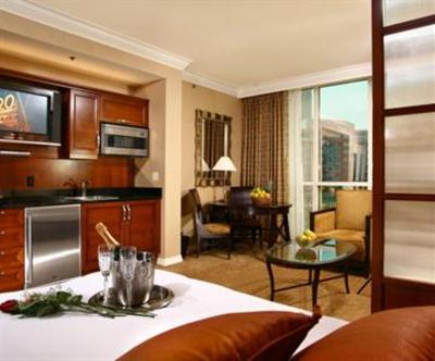 фото отеля Luxury Suites International