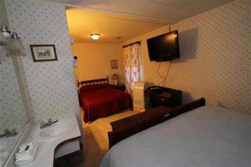 фото отеля Preston County Inn Bed and Breakfast