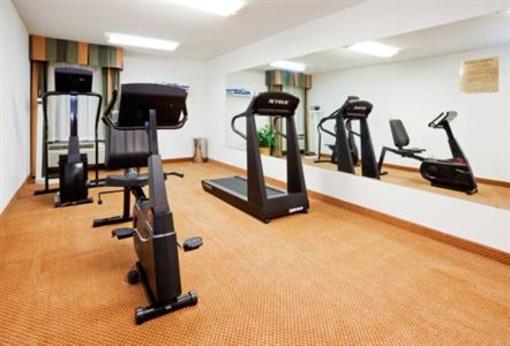 фото отеля Holiday Inn Express Henderson (North Carolina)