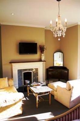 фото отеля The Manor Hotel Christchurch (England)
