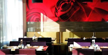 фото отеля Intercity Hotel Hamburg Altona