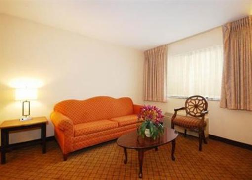 фото отеля Quality Inn & Suites College Park (Maryland)