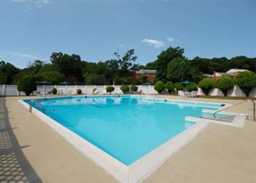 фото отеля Quality Inn & Suites College Park (Maryland)