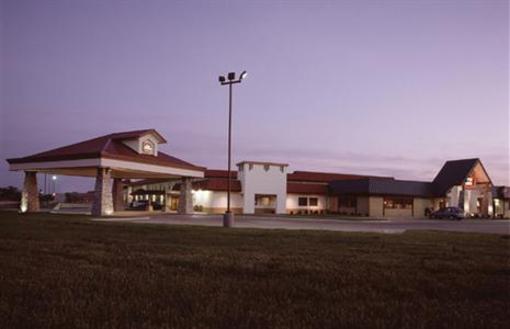 фото отеля BEST WESTERN Wichita North Hotel & Suites
