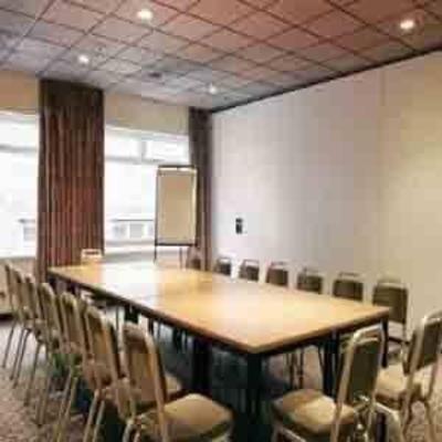 фото отеля Travelodge Edinburgh Learmonth