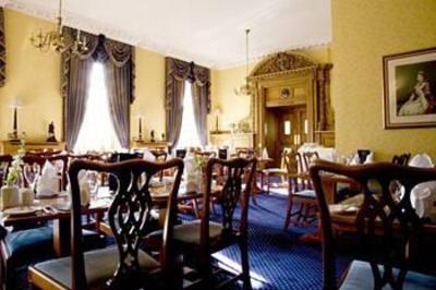 фото отеля The Royal Scots Club