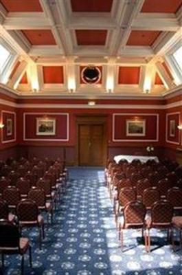 фото отеля The Royal Scots Club