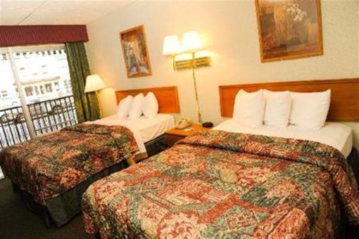 фото отеля Downtown Inn & Suites